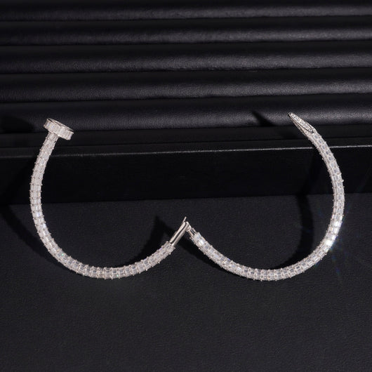 Baguette Diamond Deisgn 925 Sterling Silver Moissanite Diamond Nail Bracelet