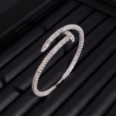 Baguette Diamond Deisgn 925 Sterling Silver Moissanite Diamond Nail Bracelet