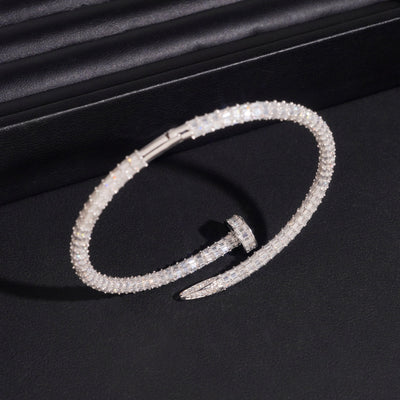 Baguette Diamond Deisgn 925 Sterling Silver Moissanite Diamond Nail Bracelet