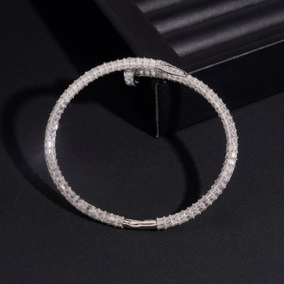 Baguette Diamond Deisgn 925 Sterling Silver Moissanite Diamond Nail Bracelet