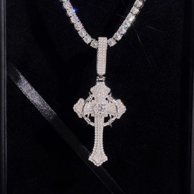Classic Daily Wear Cross Pendant Charm VVS Moissanite