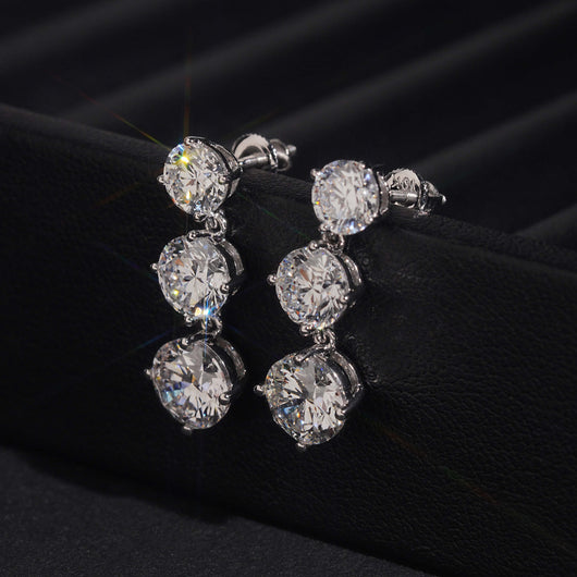 Luxury 10K White Gold Gradiant Size CVD Diamond Stud Earrings